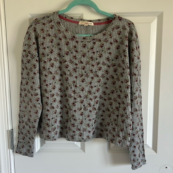 Rewind Gray Floral ribbed tshirt size large - Picture 1 of 6